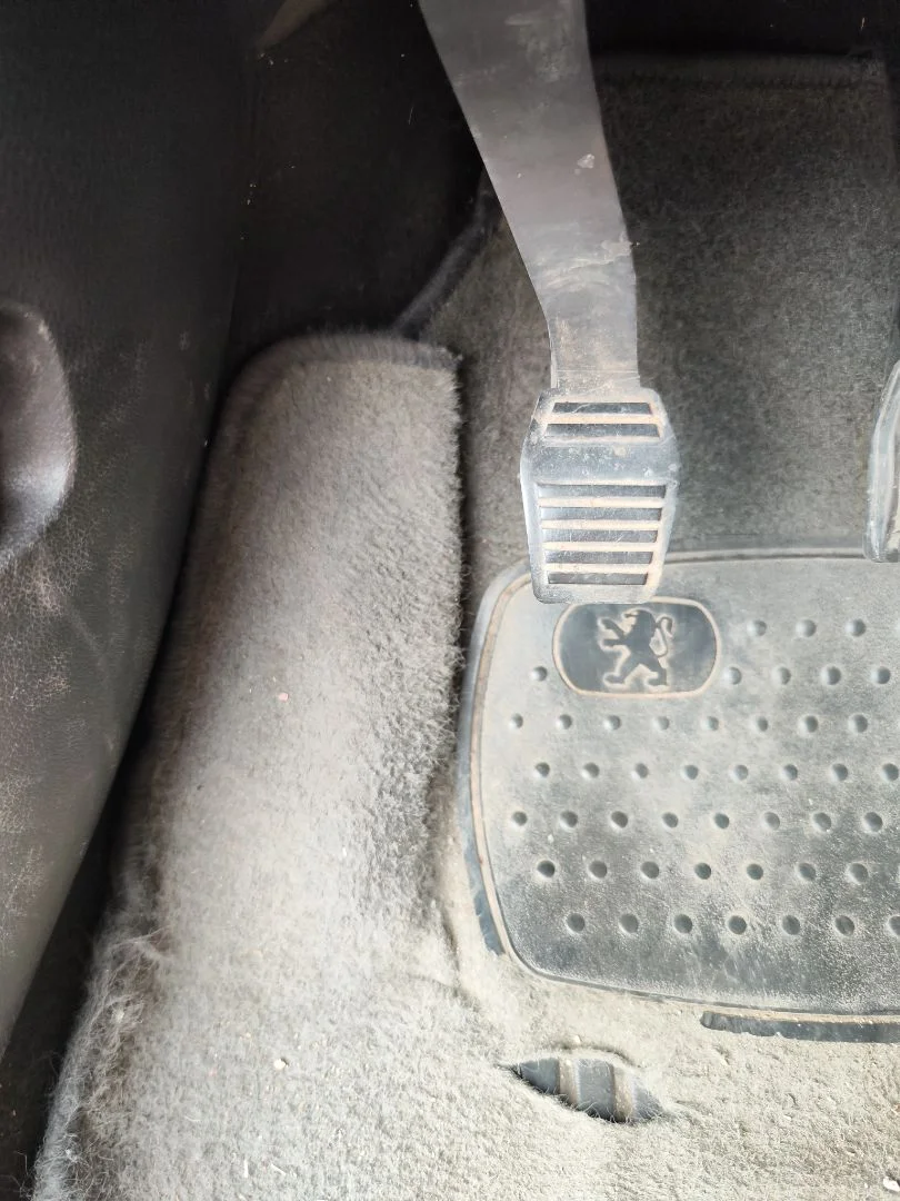 Foto de PEDAL EMBRAGUE FORD FIESTA (CBK) 1.4 TDCi CAT (68 CV / 50 KW)