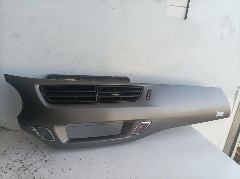 Foto de REJILLA AIREADORA CITROEN C3 referencia 9685748777