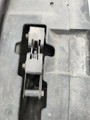 Foto de CERRADURA CAPO VOLKSWAGEN TOUAREG (7LA) 2.5 TDI (174 CV / 128 KW)
