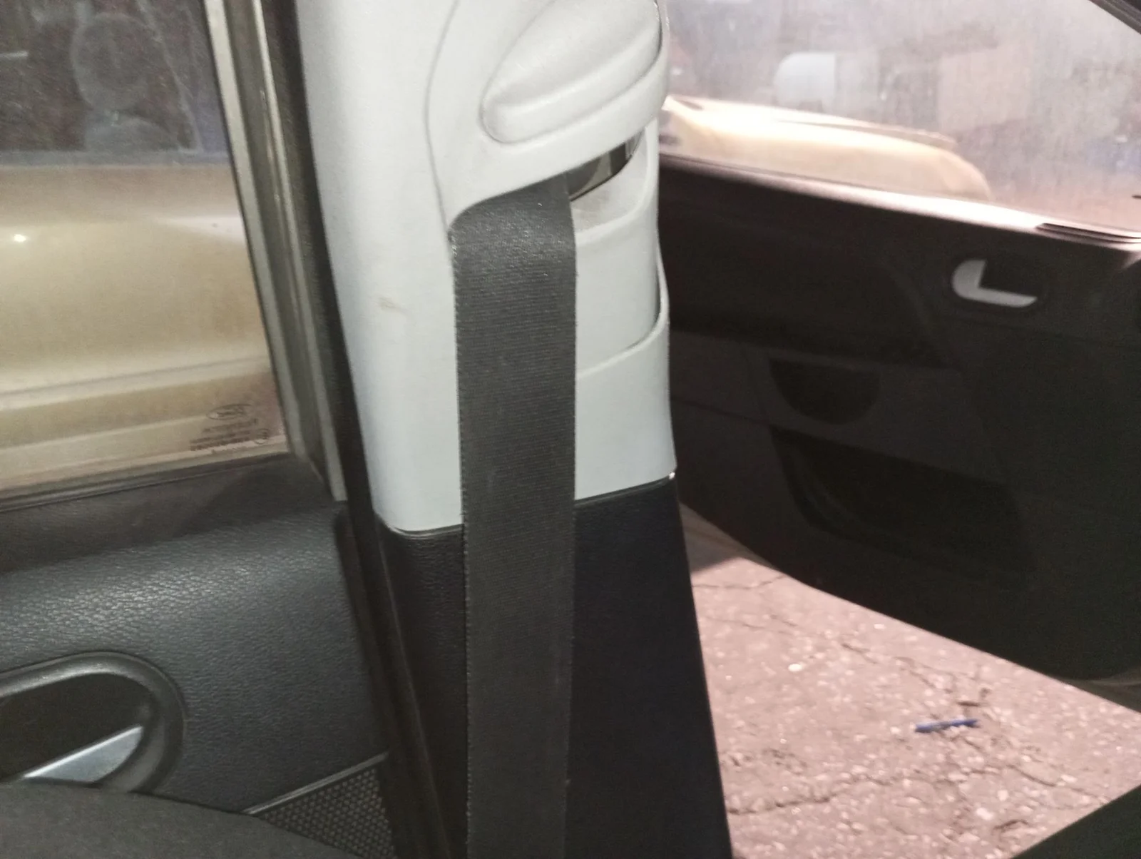 Foto de CINTURON SEGURIDAD DELANTERO IZQUIERDO FORD FIESTA (CBK) 1.4 TDCi CAT (68 CV / 50 KW) referencia 6S6AA61295AA