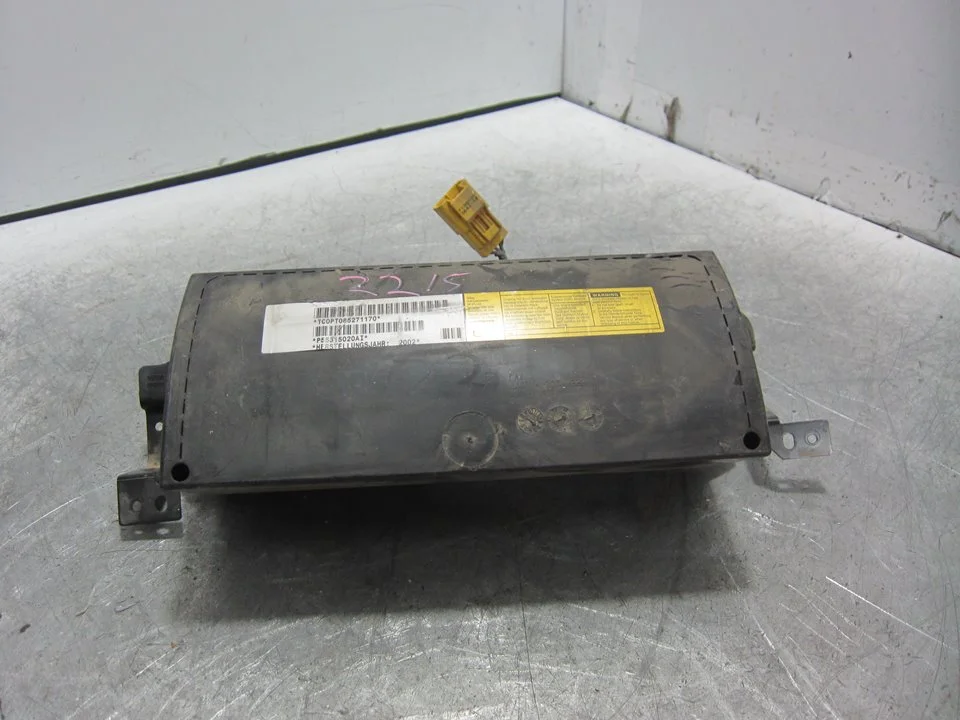 Foto de AIRBAG DELANTERO DERECHO JEEP CHEROKEE (KJ) 2.5 CRD CAT (143 CV / 105 KW) referencia 55315020AI
