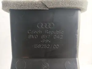 Foto de REJILLA AIREADORA AUDI A3 SEDÁN (8VM) referencia 8V0857042 foto 2