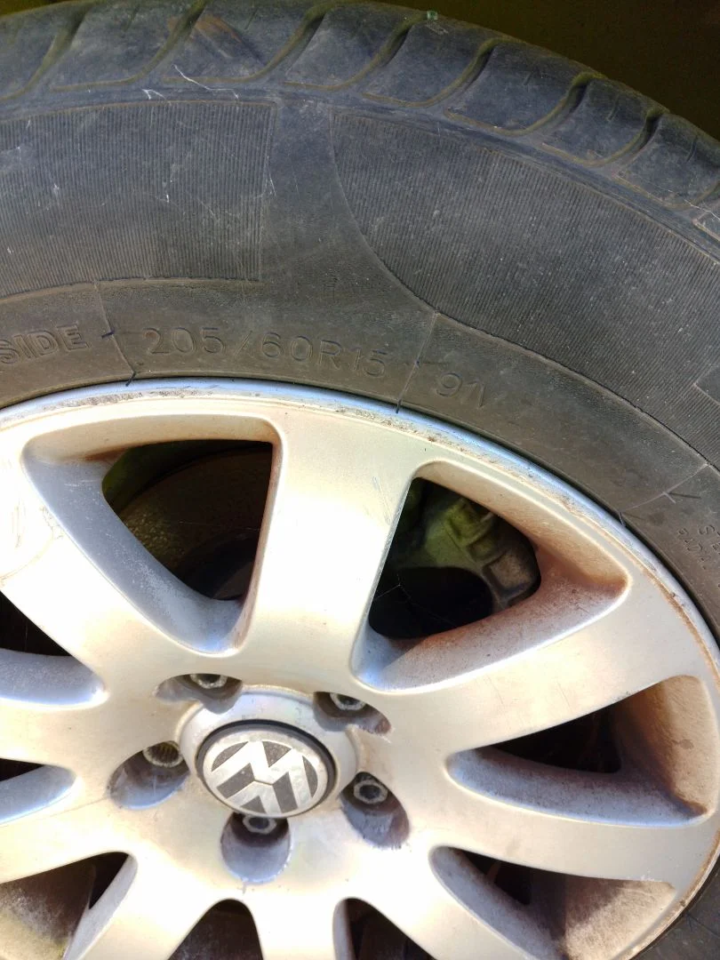 Foto de LLANTA VOLKSWAGEN PASSAT BERLINA (3B3) 1.9 TDI (131 CV / 96 KW)