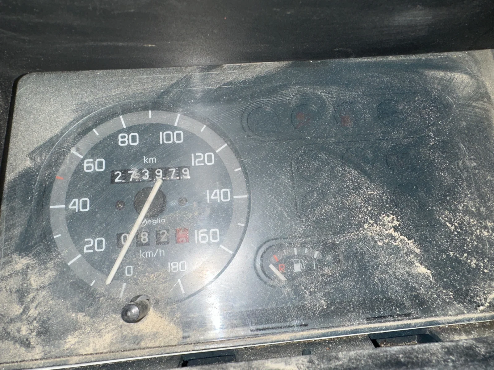Foto de CUADRO INSTRUMENTOS RENAULT RAPID /EXPRESS (F40) 1.9 Diesel (64 CV / 47 KW)