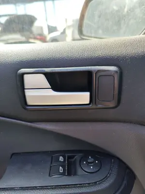 Foto de MANETA INTERIOR DELANTERA IZQUIERDA FORD FOCUS C-MAX (CAP)(2003) 1.6 TDCi CAT (90 CV / 66 KW)