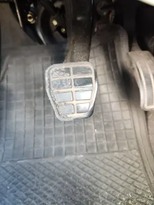 Foto de PEDAL FRENO SEAT IBIZA (6K1) 1.4  (60 CV / 44 KW)