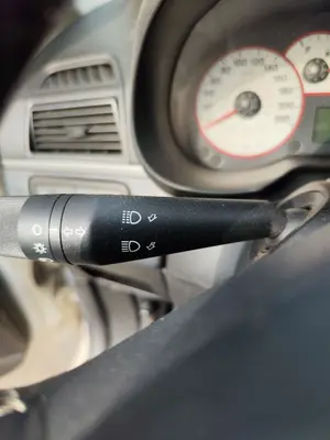 Foto de MANDO INTERMITENTES FIAT GRANDE PUNTO (199) 1.4  (95 CV / 70 KW)