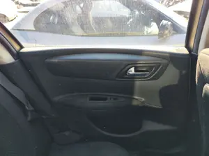 Foto de GUARNECIDO PUERTA TRASERA IZQUIERDA CITROEN C4 BERLINA 2.0 16V CAT (RFJ / EW10A) (140 CV / 103 KW) referencia 9330XR foto 2