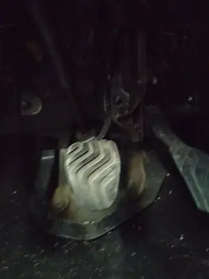 Foto de PEDAL FRENO NISSAN QASHQAI (J11E) 1.2 16V CAT (116 CV / 85 KW)