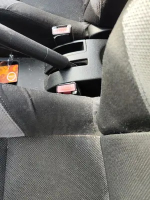 Foto de PRETENSOR AIRBAG IZQUIERDO PEUGEOT 207 1.4 HDi (68 CV / 50 KW)