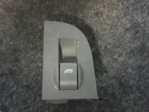 Foto de MANDO ELEVALUNAS DELANTERO DERECHO AUDI A6 AVANT (4B5) referencia 4B0959855 foto 4
