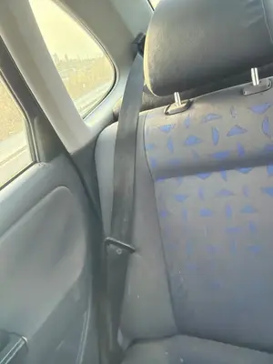 Foto de CINTURON SEGURIDAD TRASERO IZQUIERDO SEAT CORDOBA BERLINA (6K2)