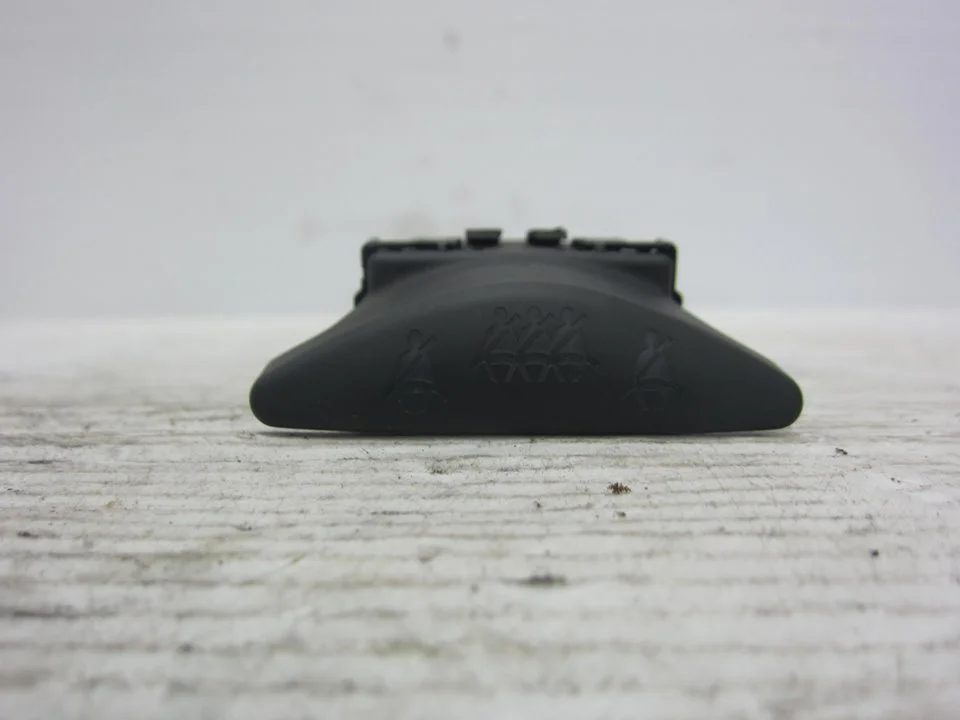 Foto de INTERRUPTOR CITROEN C5 BERLINA 2.2 HDi FAP CAT (4HX / DW12ED4) (133 CV / 98 KW) referencia 96527485ZE