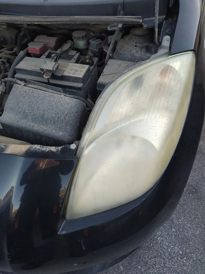 Foto de FARO IZQUIERDO TOYOTA YARIS (KSP9/SCP9/NLP9) 1.4 Turbodiesel CAT (90 CV / 66 KW)