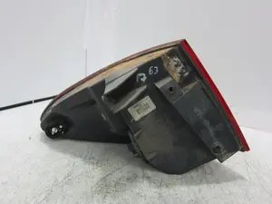 Foto de PILOTO TRASERO DERECHO AUDI A6 BERLINA (4B2) 2.5 V6 24V TDI (180 CV / 132 KW) referencia 89091990 foto 2