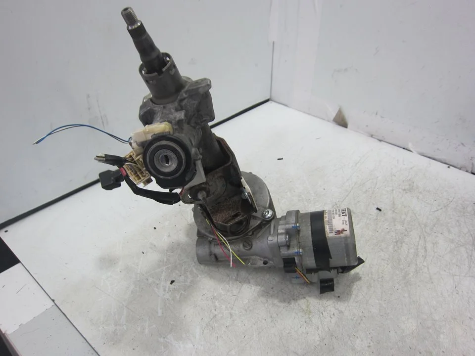 Foto de COLUMNA DIRECCION TOYOTA AURIS (E15) 1.4 Turbodiesel CAT (90 CV / 66 KW) referencia 4520002281