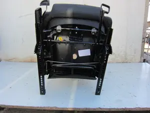Foto de ASIENTO DELANTERO DERECHO AUDI A2 (8Z) 1.4 16V (75 CV / 55 KW) referencia 62140166 foto 6