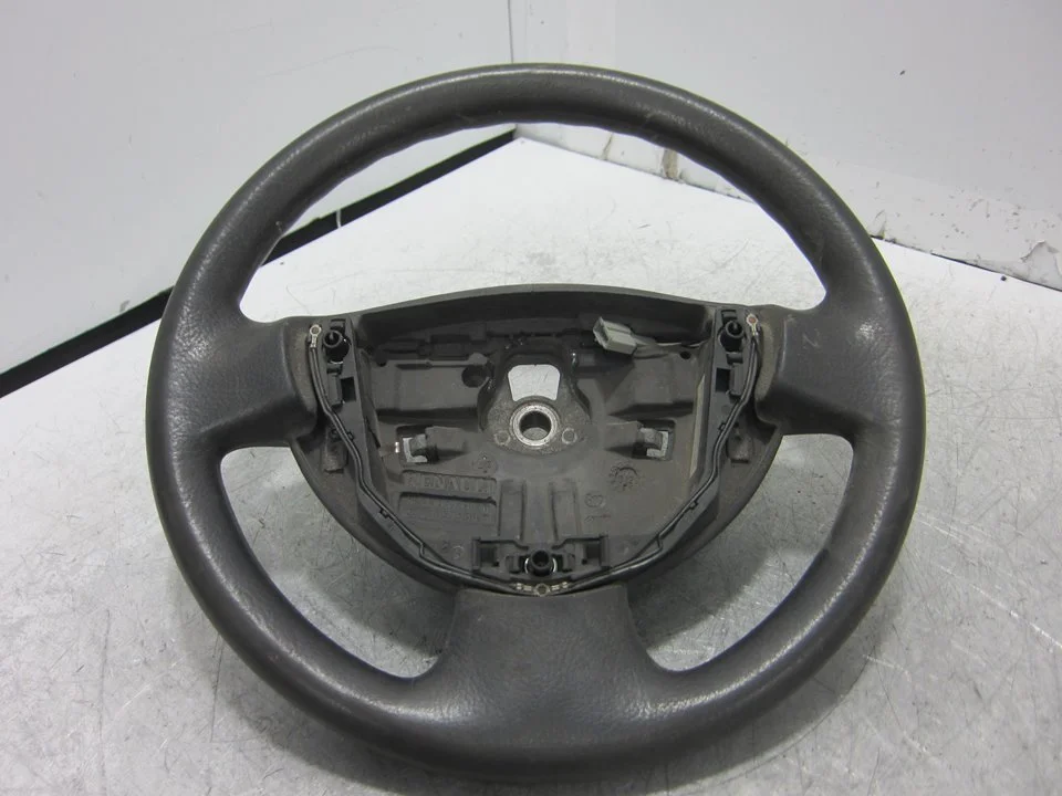 Foto de VOLANTE RENAULT CLIO II FASE II (B/CB0) 1.2 (58 CV / 43 KW) referencia 8200057506