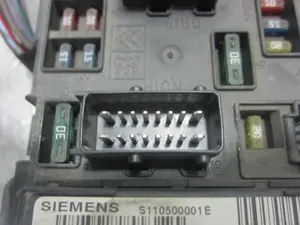 Foto de NO IDENTIFICADO CITROEN C5 BERLINA 2.0 HDi (109 CV / 80 KW) referencia 964125808000 foto 7