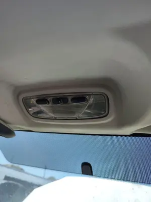 Foto de LUZ INTERIOR FORD TRANSIT CONNECT (TC7) 1.8 TDCi CAT (90 CV / 66 KW)