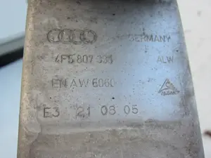 Foto de REFUERZO PARAGOLPES TRASERO AUDI A6 BERLINA (4F2) 4.2 V8 40V (335 CV / 246 KW) referencia 4F5807331 foto 3