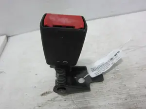 Foto de ENGANCHE CINTURON DELANTERO DERECHO BMW SERIE X5 (E53) 3.0 24V CAT (231 CV / 170 KW) referencia 33002618 foto 3