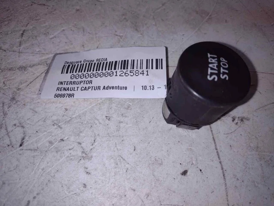 Foto de MANDO START/ STOP RENAULT CAPTUR I 1.5 dCi Diesel FAP Energy (90 CV / 66 KW) referencia 506978R