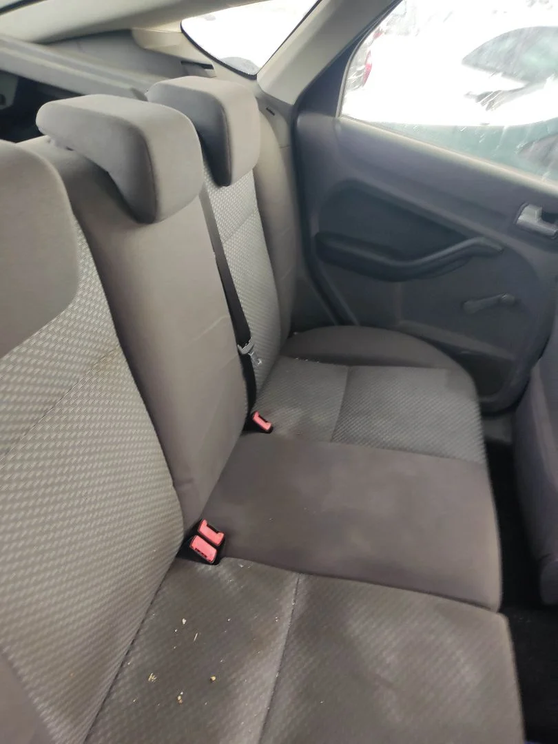 Foto de ASIENTOS TRASERO DERECHO FORD FOCUS BERLINA (CAP) 1.8 Flexifuel CAT (125 CV / 92 KW) referencia 1337887