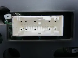 Foto de CUADRO INSTRUMENTOS FORD FOCUS FAMILIAR (CAK) 1.8 TDCi CAT (101 CV / 74 KW) referencia 98AP10841BC foto 2