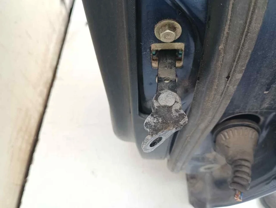 Foto de NO IDENTIFICADO HONDA CR-V (RD8) 2.0 VTEC CAT (150 CV / 110 KW)