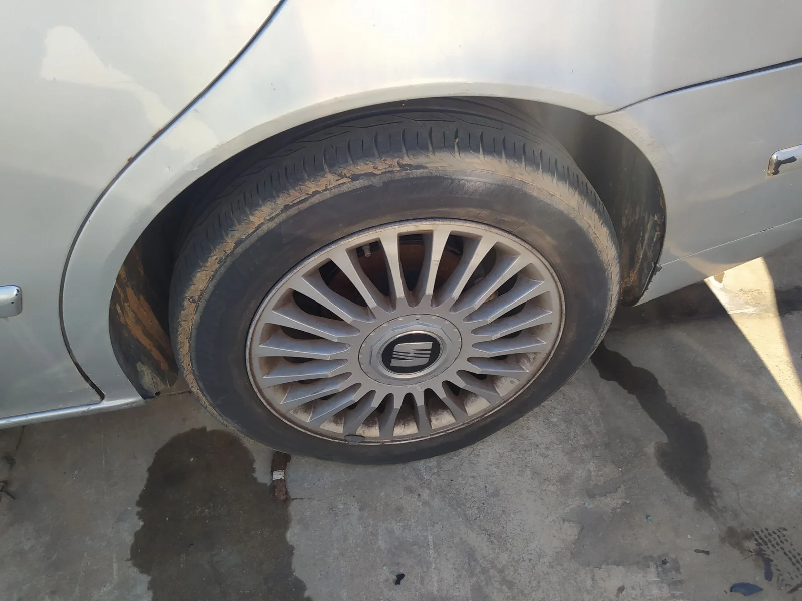 Foto de LLANTA SEAT TOLEDO (1M2) 1.9 TDI (110 CV / 81 KW) referencia 1J0601027AJFKZ