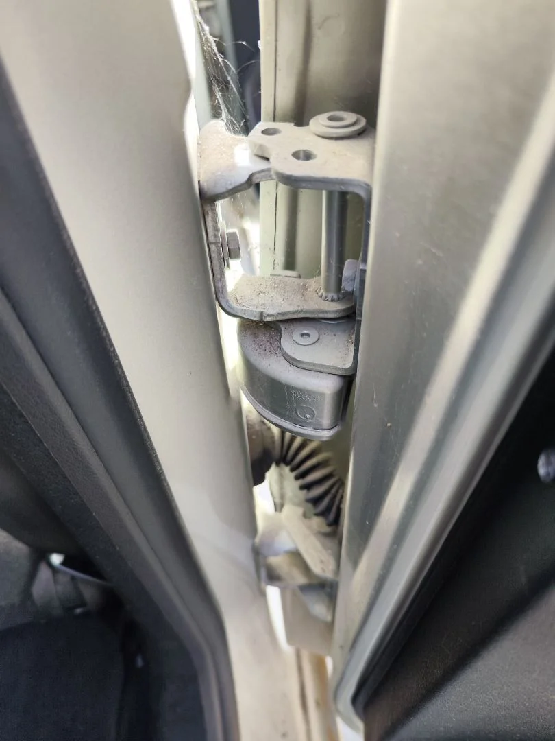 Foto de RETENEDOR PUERTA PEUGEOT 207 1.4 HDi (68 CV / 50 KW)