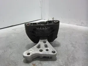Foto de SOPORTE MOTOR DERECHO PEUGEOT 208 1.2 12V e-VTi / PureTech (81 CV / 60 KW) referencia 9676771080 foto 4