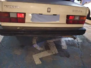 Foto de PARAGOLPES TRASERO VOLVO SERIE 740 BERLINA/FAMILIAR