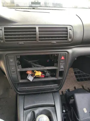 Foto de CONSOLA CENTRAL VOLKSWAGEN PASSAT VARIANT (3B5) 1.9 TDI (110 CV / 81 KW)
