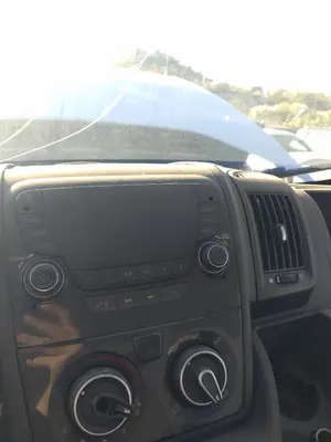 Foto de SISTEMA AUDIO / RADIO CD FIAT DUCATO 3 MAXI FURGÓN TS 35 (295) 2.3 JTD CAT (148 CV / 109 KW) referencia 7356838810