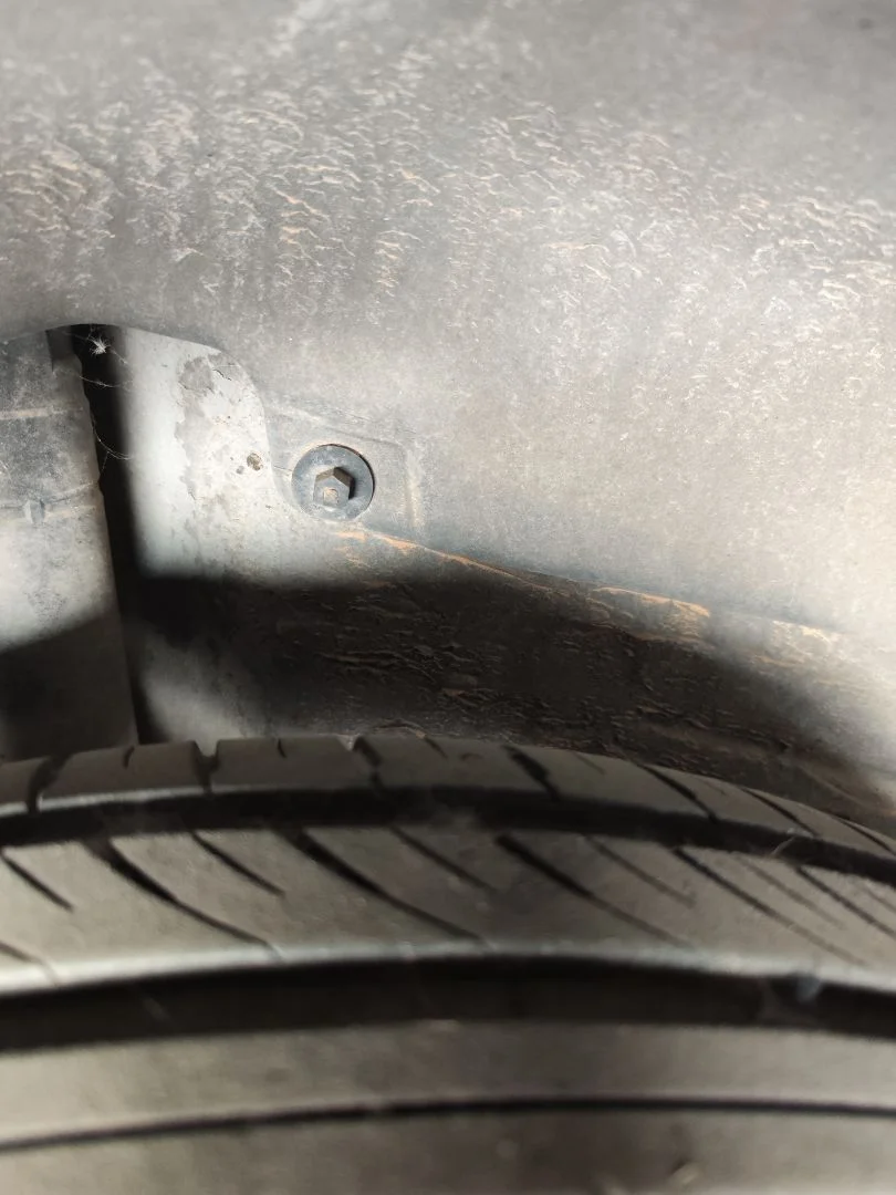 Foto de AMORTIGUADOR TRASERO DERECHO MERCEDES-BENZ CLASE E (BM 210) BERLINA 2.2 CDI CAT (143 CV / 105 KW) referencia A2103262200