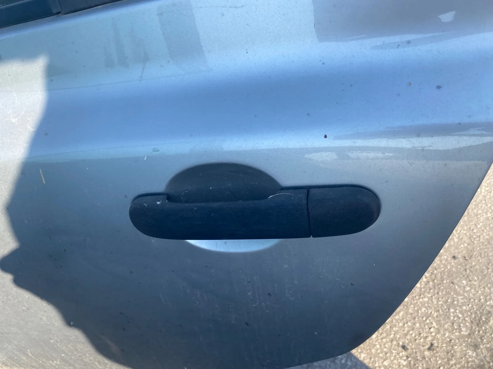 Foto de MANETA EXTERIOR TRASERA IZQUIERDA NISSAN MICRA (K12E) referencia 80640AX62B