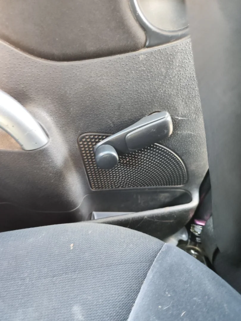 Foto de ELEVALUNAS TRASERO IZQUIERDO CITROEN C3 1.4 (73 CV / 54 KW)