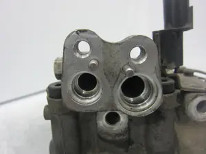 Foto de COMPRESOR AIRE ACONDICIONADO HYUNDAI COUPE (GK) referencia CD1AA02 foto 4