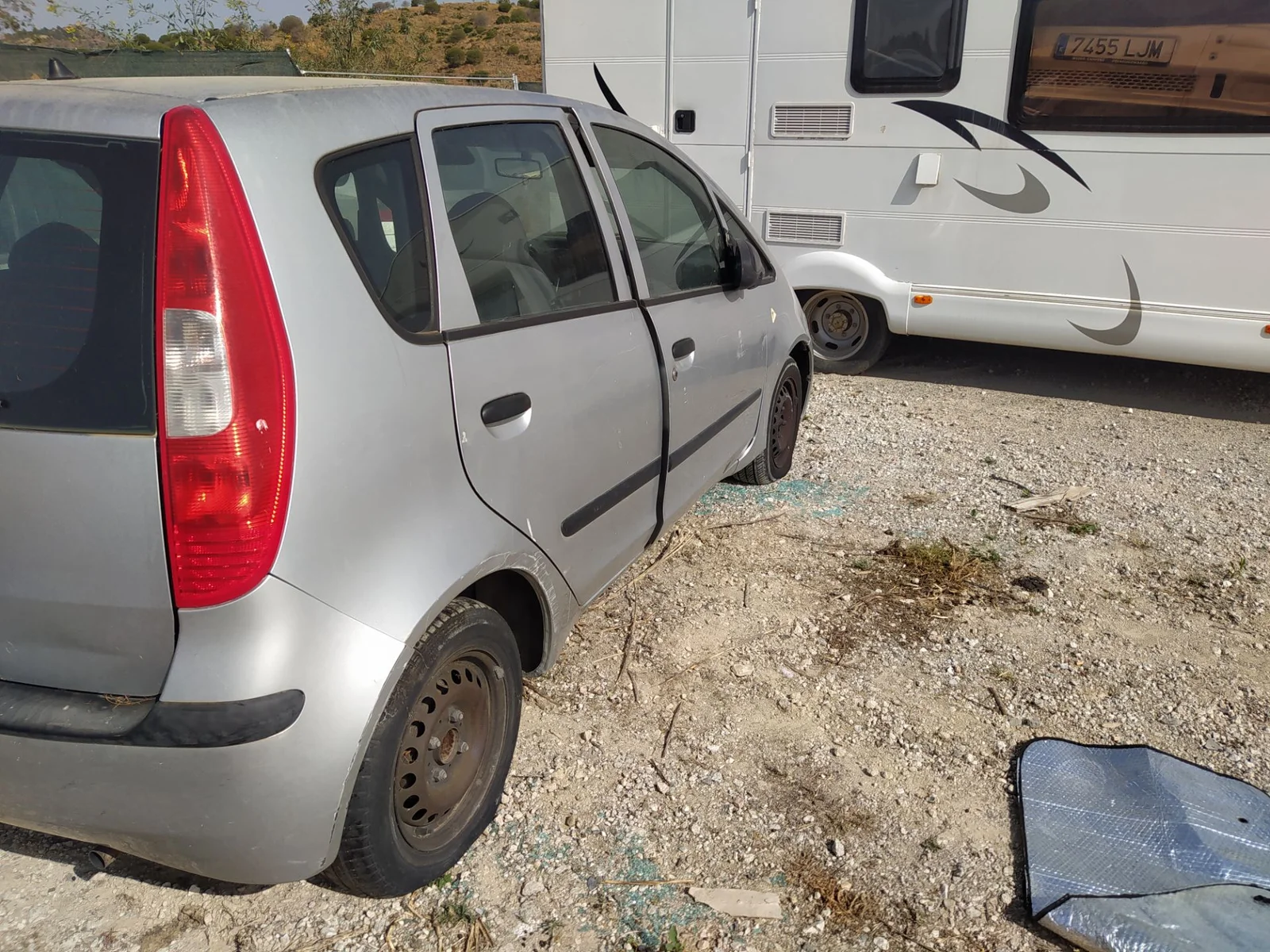 Foto de PUENTE TRASERO MITSUBISHI COLT CZ3 BERL. 5 (Z30A) 1.1 CAT (75 CV / 55 KW) referencia 4120A040