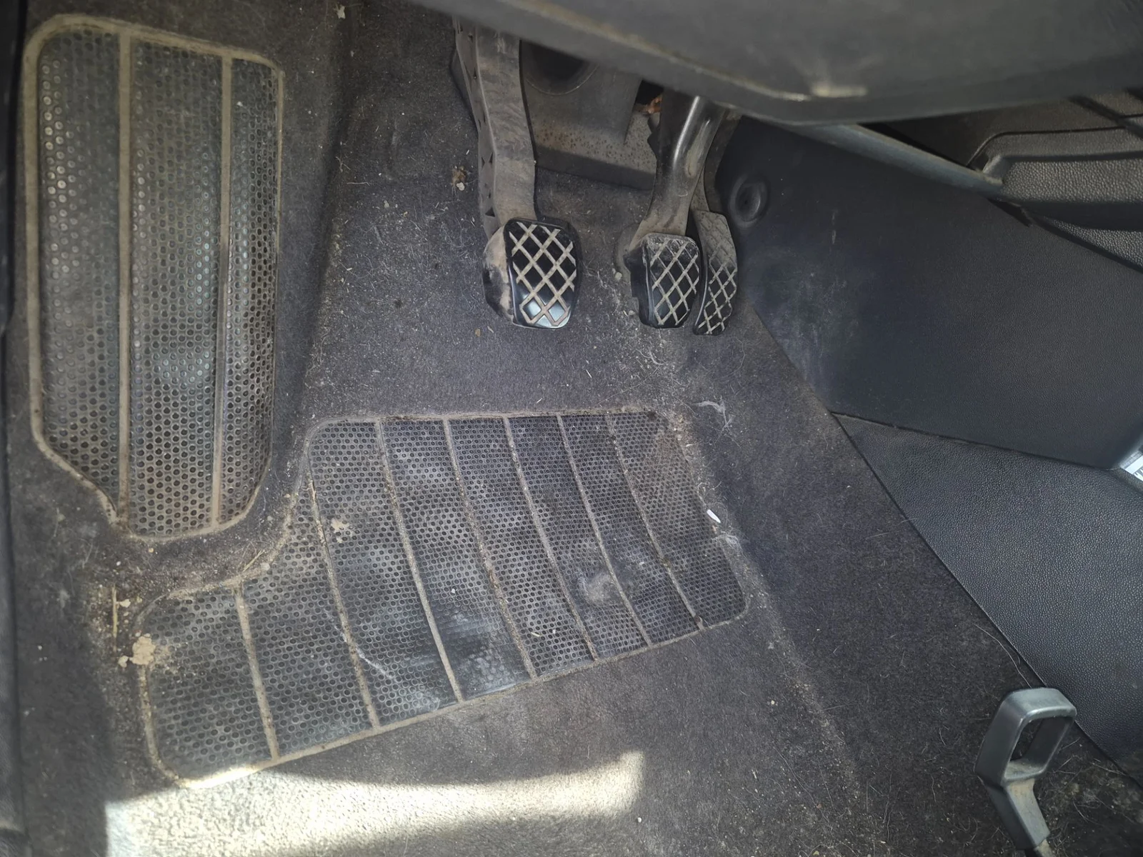 Foto de PEDAL FRENO SKODA FABIA COMBI (6Y5) 1.9 TDI (101 CV / 74 KW)