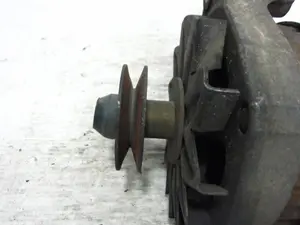 Foto de ALTERNADOR RENAULT R 5 (B/C40) referencia A13N104 foto 3