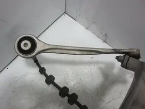 Foto de BRAZO SUSPENSION SUPERIOR DELANTERO DERECHO PORSCHE MACAN (95BA) referencia 8K0506P