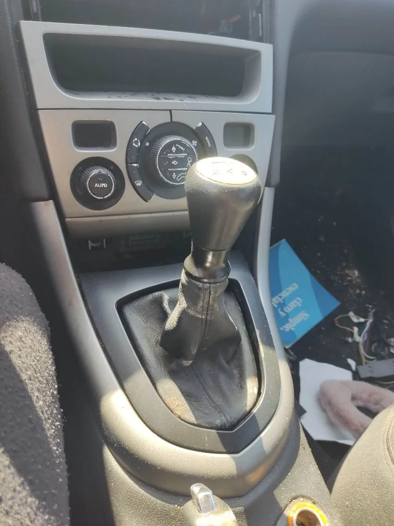 Foto de PALANCA FRENO PEUGEOT 308 1.6 HDi FAP CAT (9HZ / DV6TED4) (109 CV / 80 KW)