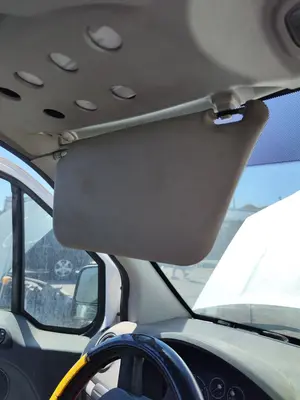 Foto de PARASOL IZQUIERDO FORD TRANSIT CONNECT (TC7) 1.8 TDCi CAT (90 CV / 66 KW) foto 2