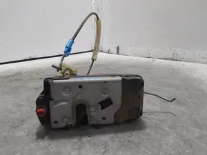 Foto de CERRADURA PUERTA TRASERA DERECHA OPEL ZAFIRA B 1.7 16V CDTI (110 CV / 81 KW) referencia 13210738