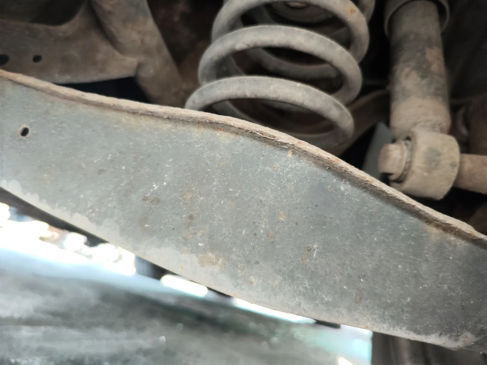 Foto de BRAZO SUSPENSION TRASERO DERECHO VOLKSWAGEN TOURAN (1T1) 1.9 TDI (105 CV / 77 KW)