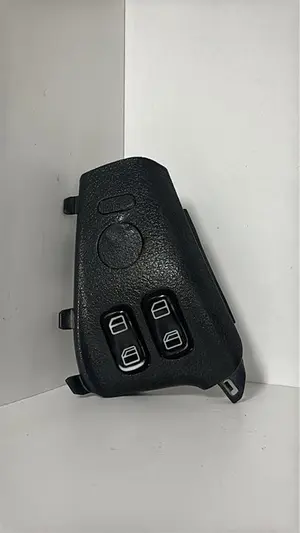 Foto de MANDO ELEVALUNAS DELANTERO IZQUIERDO MERCEDES-BENZ SPRINTER CAMIÓN referencia A901727028 foto 1
