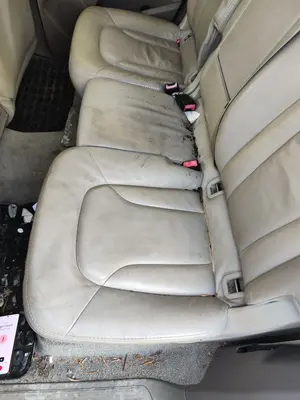 Foto de ASIENTOS TRASERO IZQUIERDO AUDI Q7 (4L) 3.0 V6 24V TDI (233 CV / 171 KW) referencia 4L0883805E FKZ